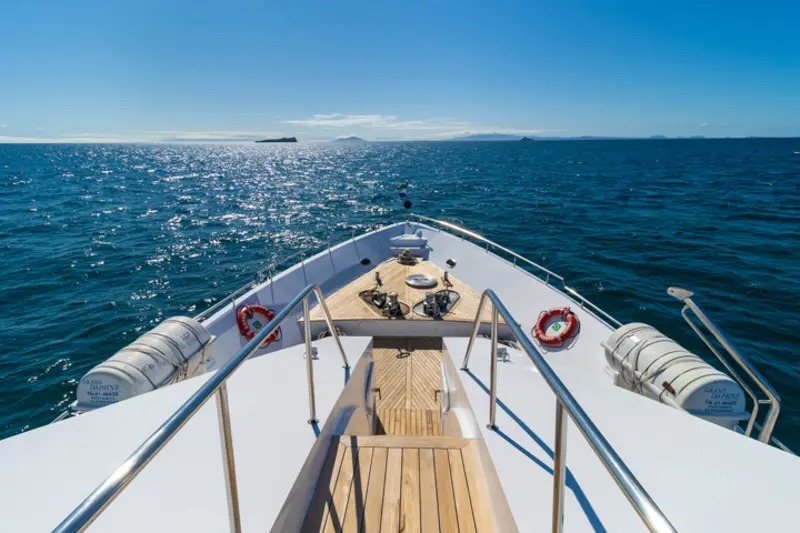 Absolute Galapagos (Grand Daphne)